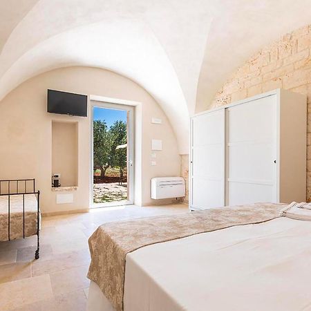 Masseria Macchia Чельє-Мессапіка Екстер'єр фото